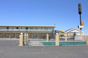 Alberca al aire libre por temporada 