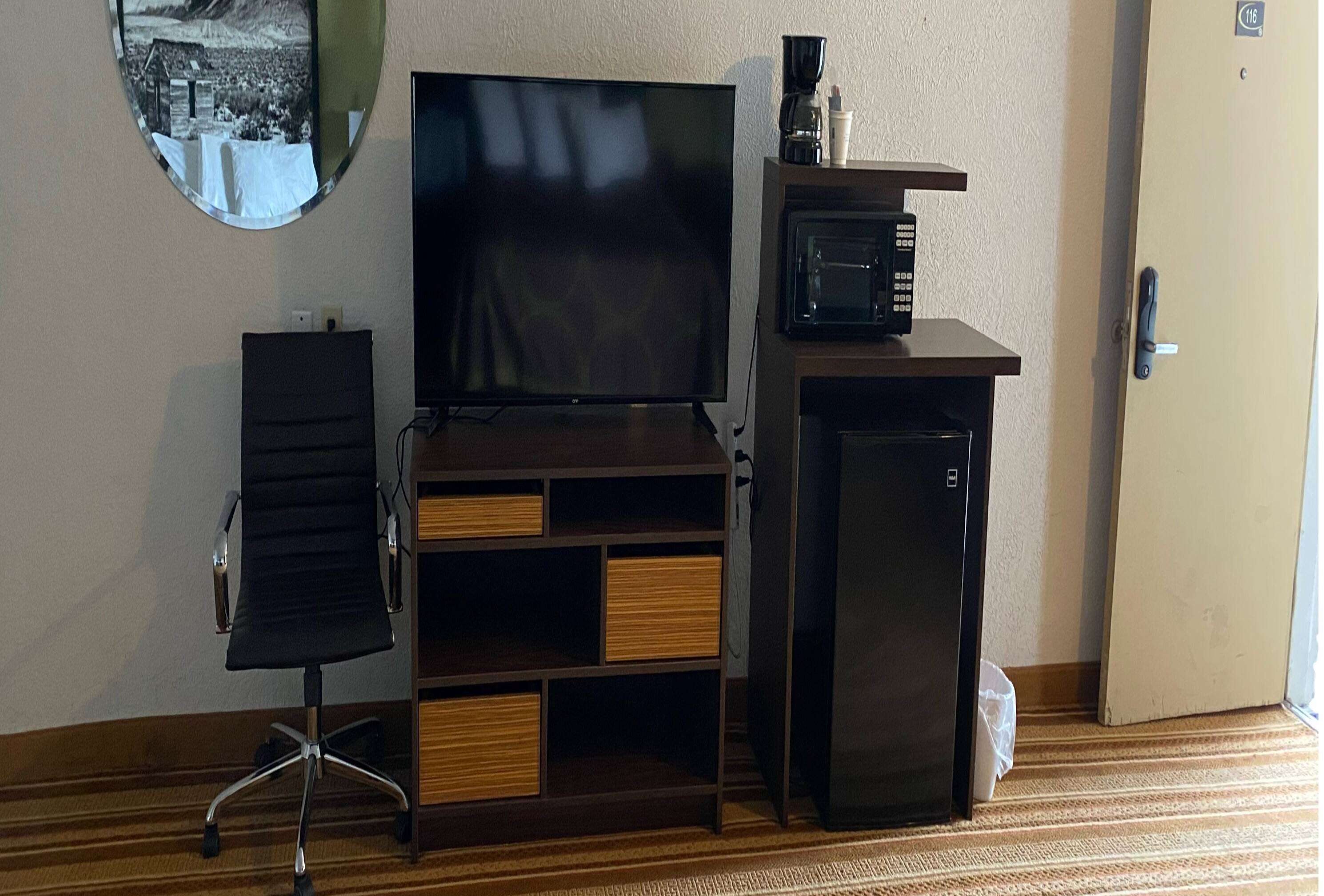 Hypoallergeen beddengoed, een bureau, verduisterende gordijnen