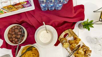 Daily full breakfast for a fee