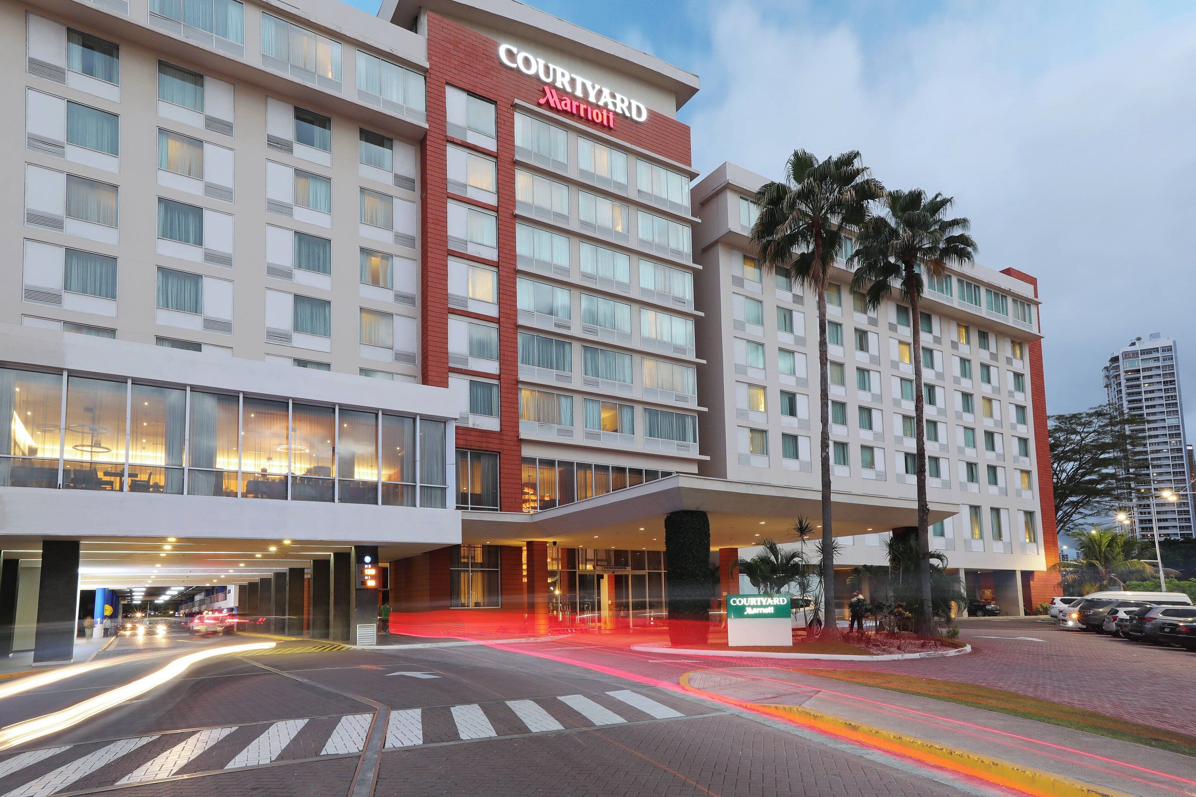 Photo - Courtyard by Marriott Panama Multiplaza Mall