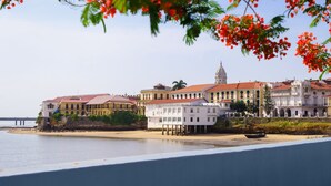 สถานที่น่าสนใจ