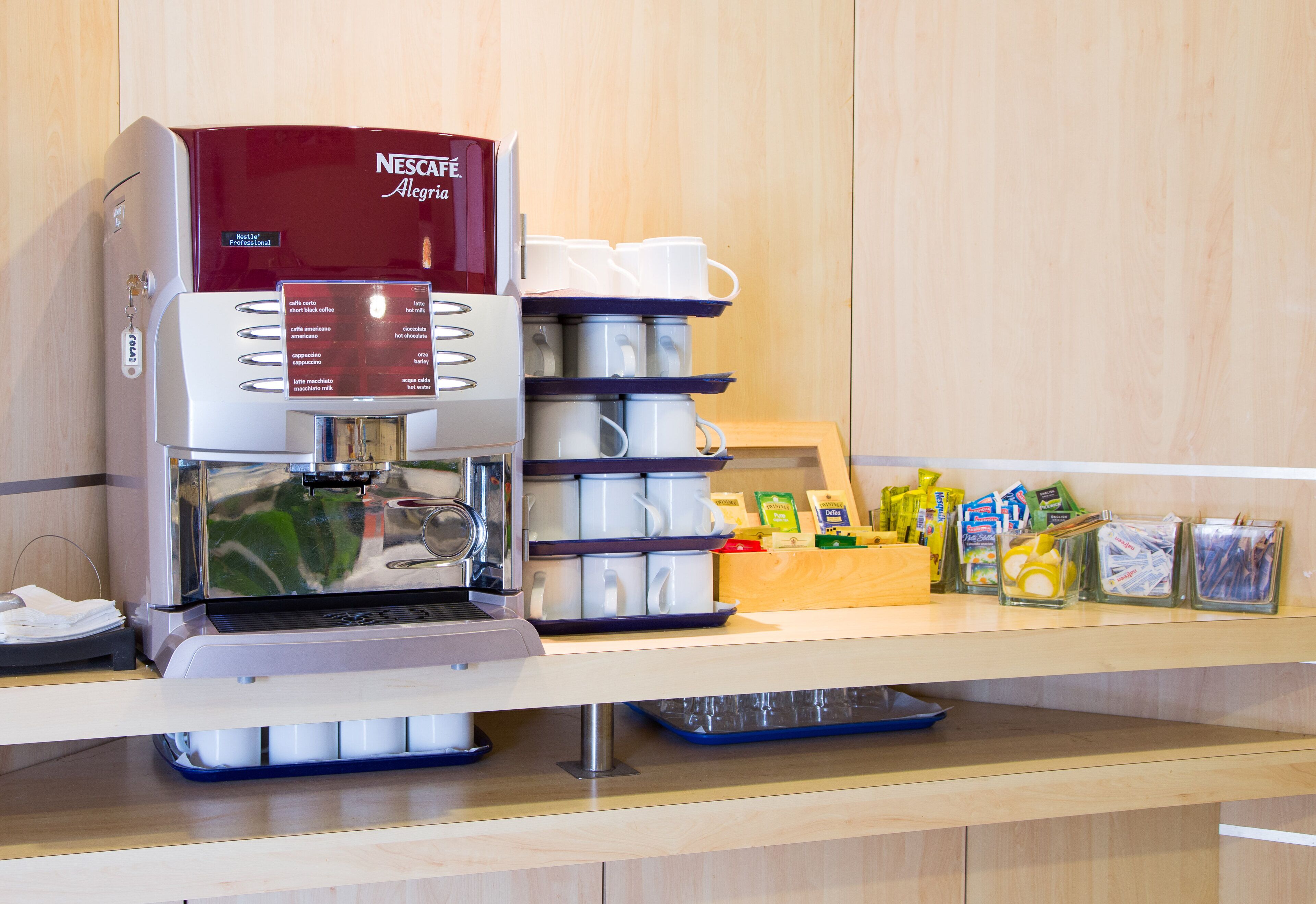 breakfast, lunch and dinner served