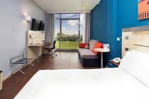 标准房, 1 张双人床和 1 张沙发床 (Free Breakfast) | 客房服务设施