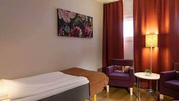 Skrivbord, gratis wi-fi och sängkläder