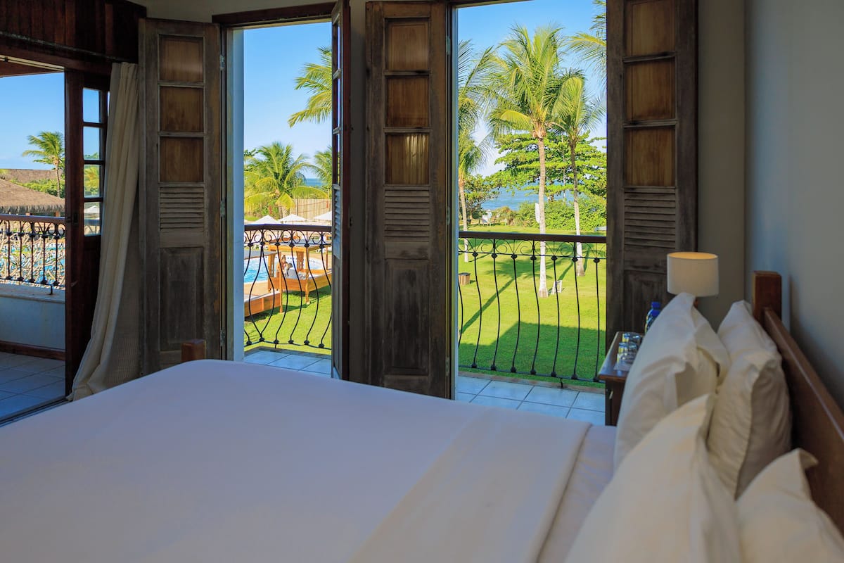 principal frente mar quádruplo camas casal | 1 bedroom, minibar, in-room safe, individually decorated