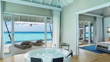 Water Suite | Bathroom