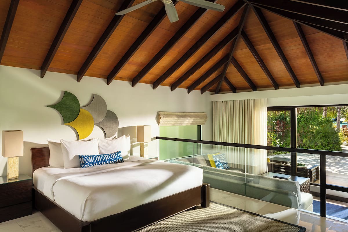 Egyptian cotton sheets, premium bedding, down comforters