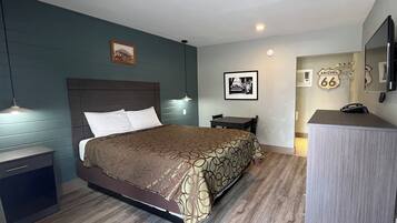 單人房, 1 張加大雙人床 | 書桌、免費 Wi-Fi、床單