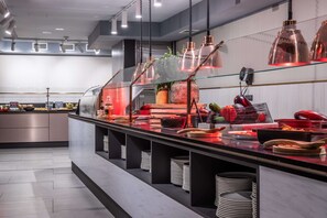 Daily buffet breakfast for a fee - Radisson Blu Hotel, Prague (Prague)