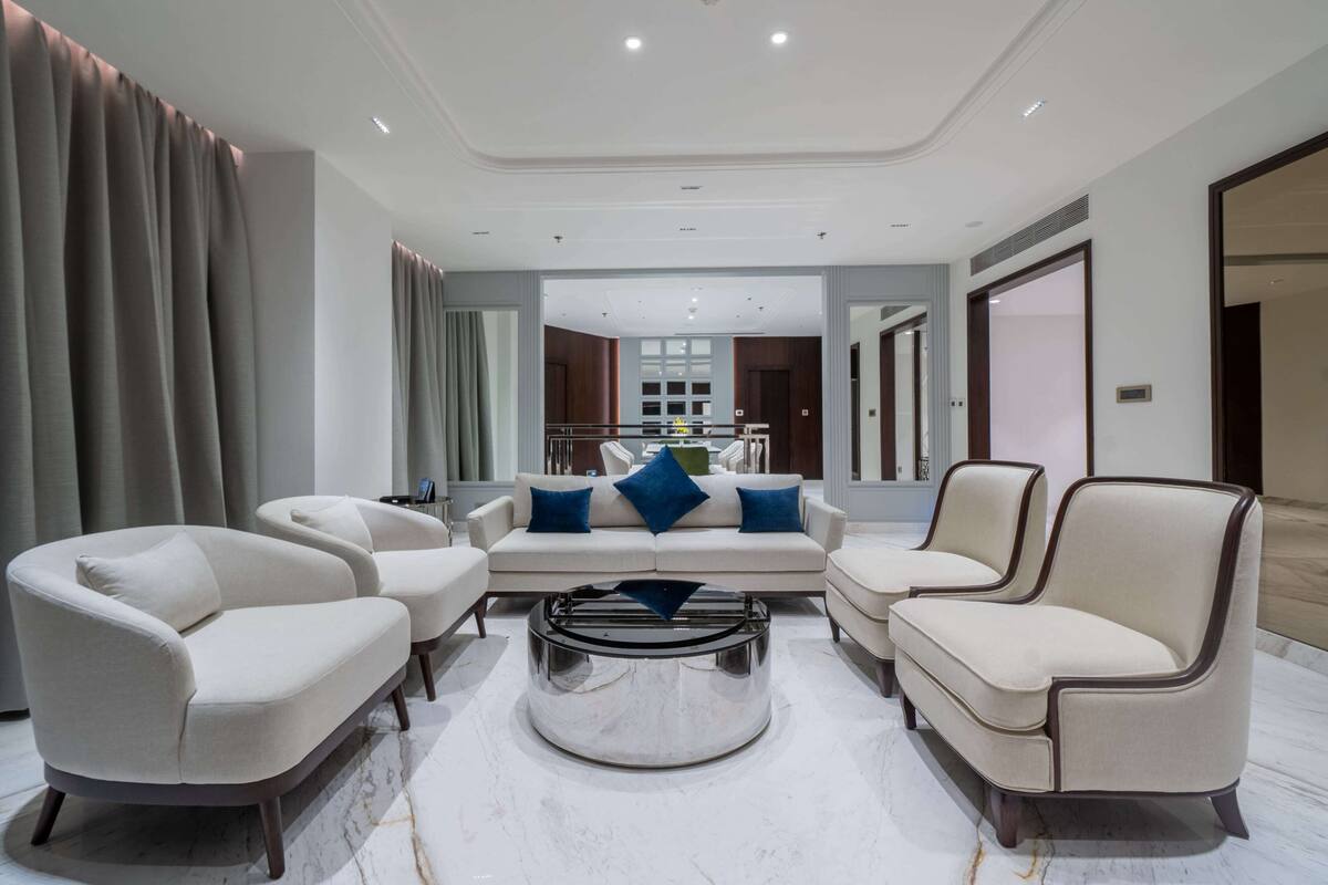 Presidential Suite | Area keluarga | Smart TV 32-inci dengan saluran TV satelit