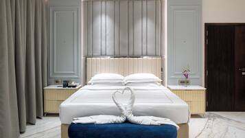 Presidential Suite, 1 Bedroom, Garden View | 1 bedroom, premium bedding, memory-foam beds, minibar