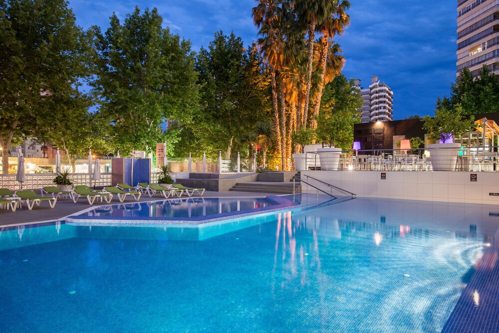 Complejo Belroy by null