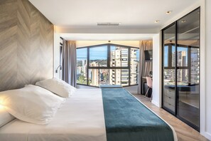 City Double Room | Minibar, in-room safe, individually decorated, individually furnished - Climia Belroy 4* Superior Hotel (Benidorm)