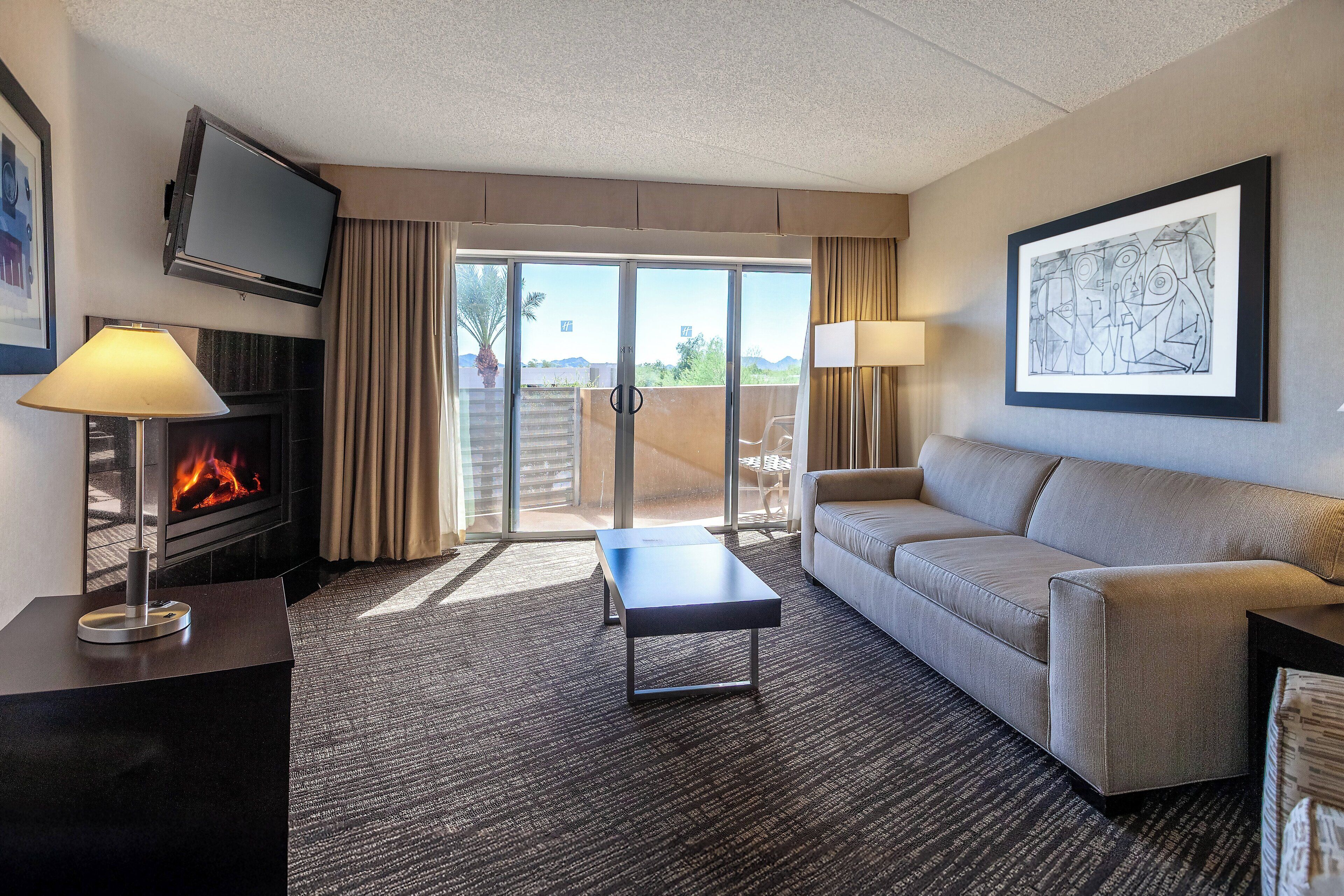 Ylelliset vuodevaatteet, pillowtop-patjalliset sängyt