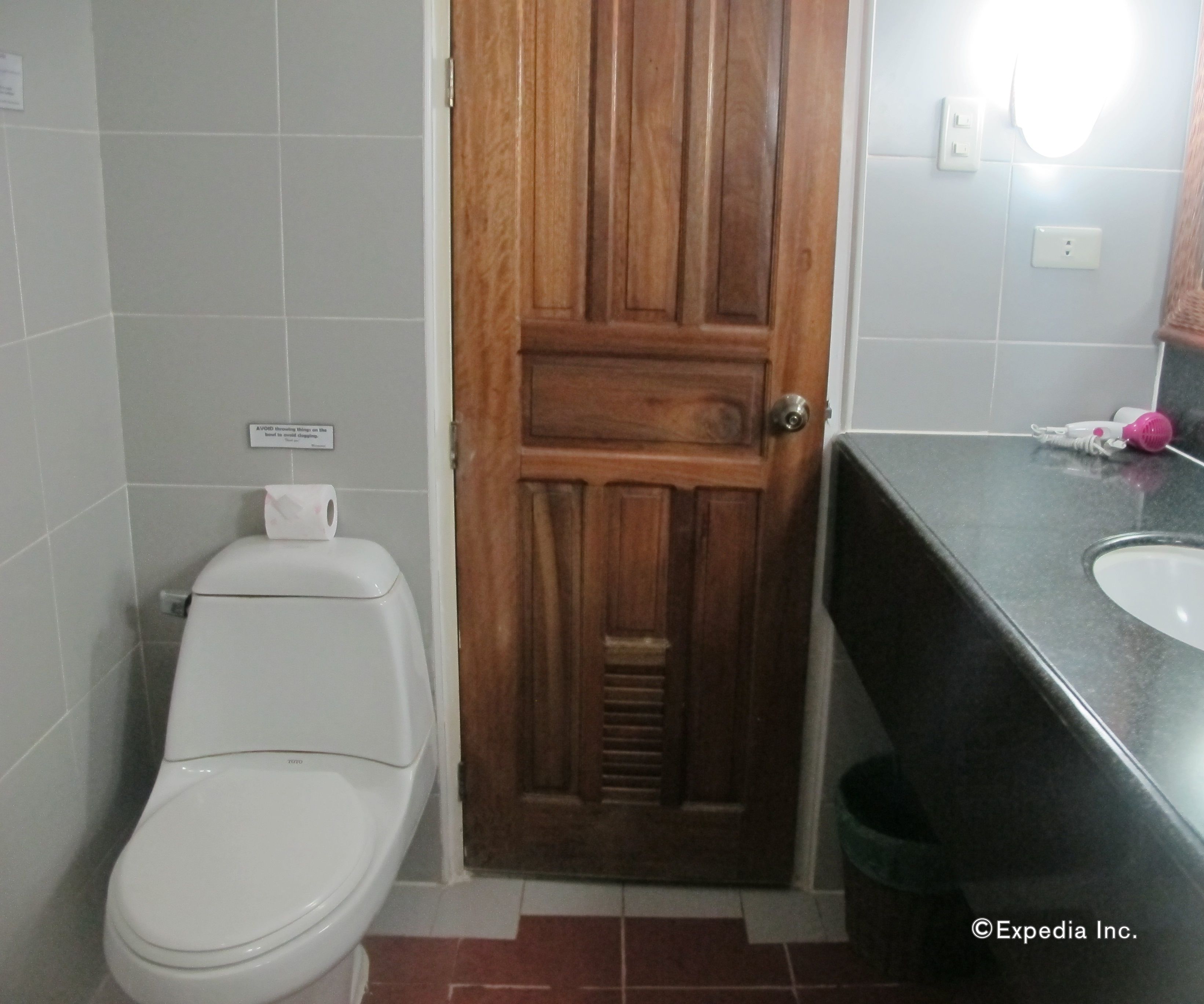 family room | bathroom | shower, free toiletries, hair dryer, towels