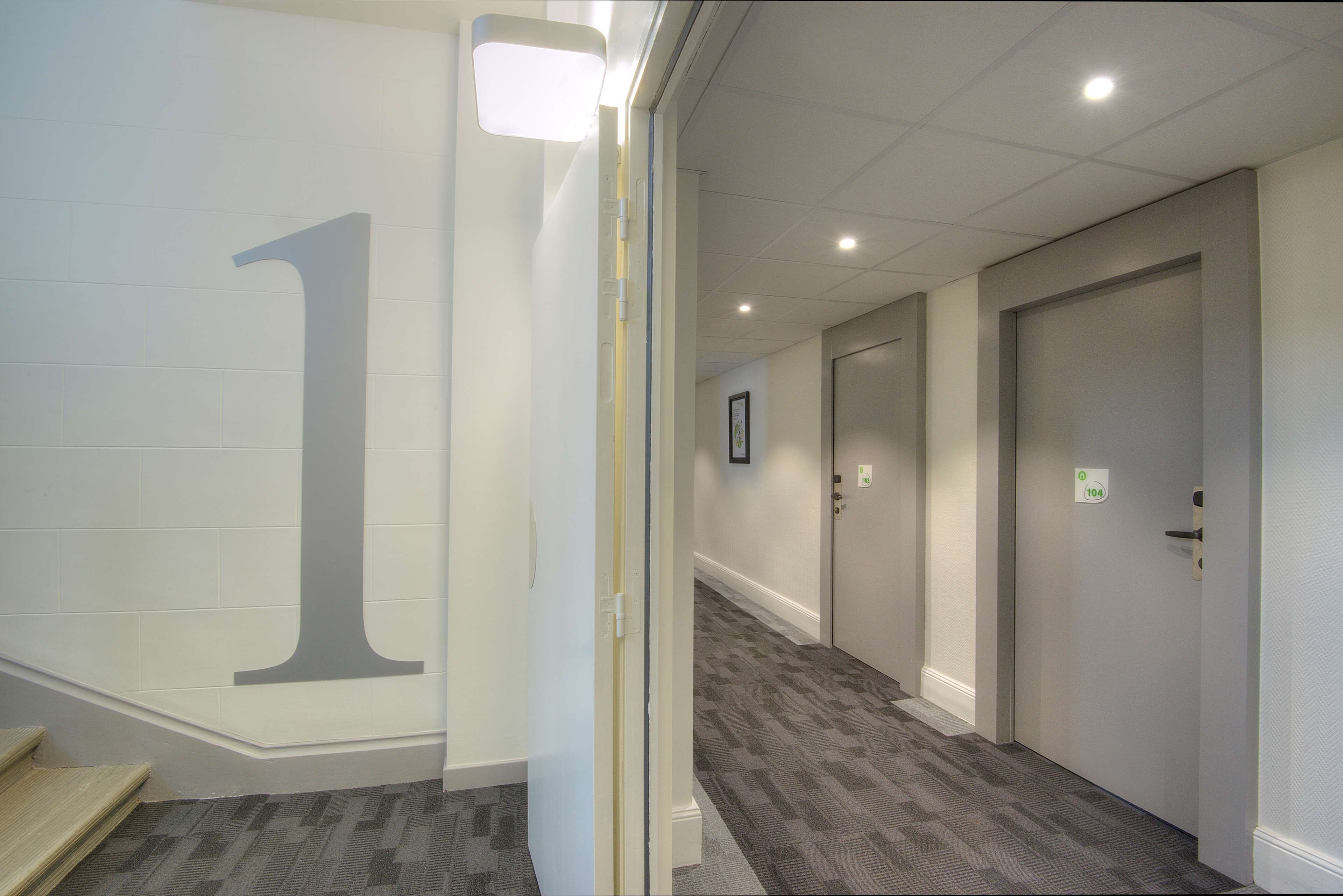 Foto - Campanile Annecy Centre - Gare