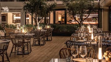 Lunch and dinner served, Mediterranean cuisine