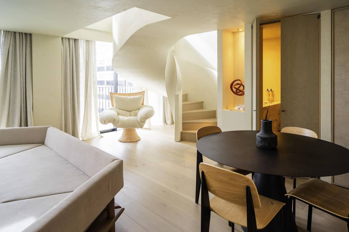 Duplex, 1 King Bed, Terrace | Hypo-allergenic bedding, down comforters, memory foam beds, minibar