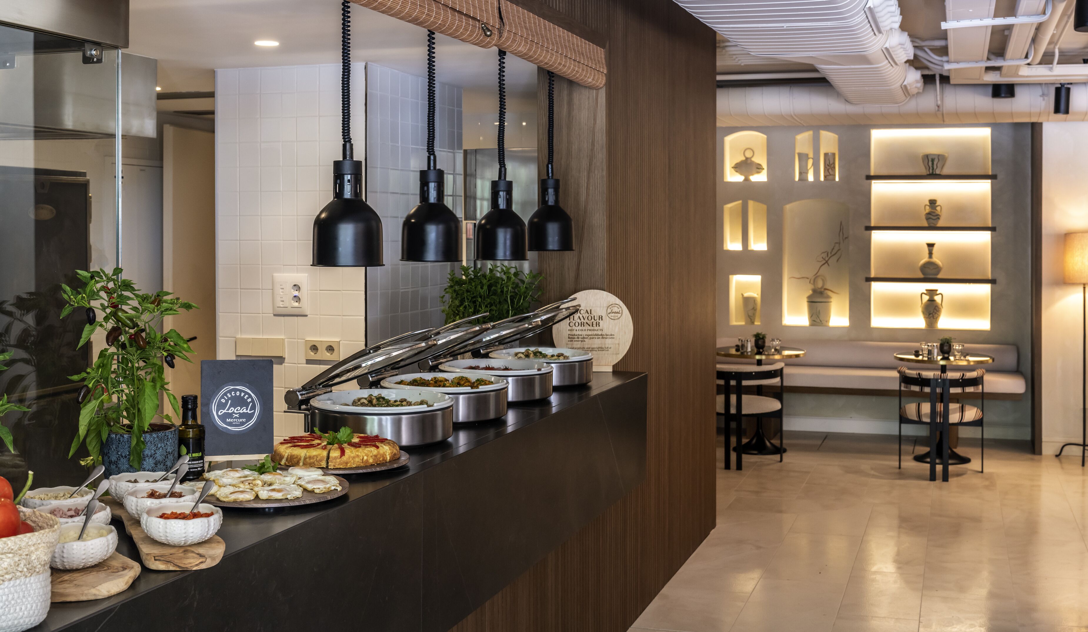 daily english breakfast (eur 15 per person)