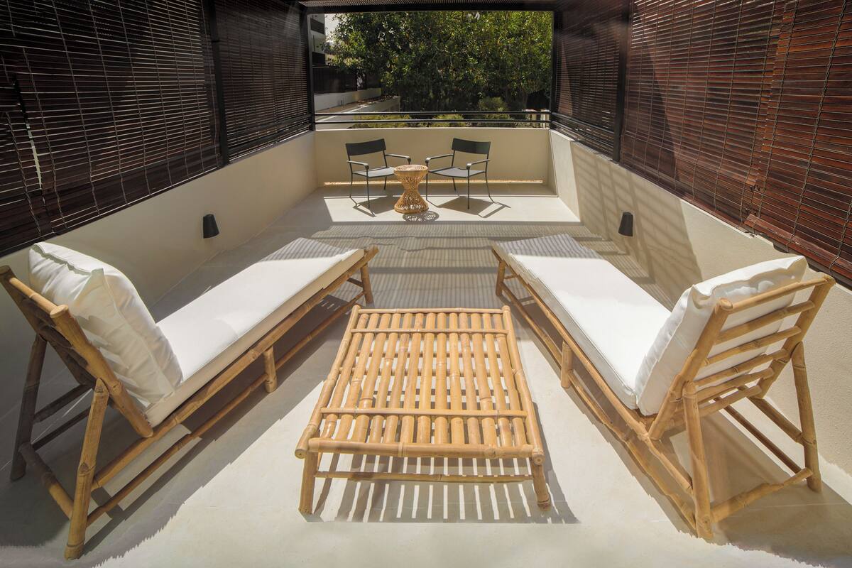 standard room, 1 queen bed, terrace (xl) | hypo-allergenic bedding, down duvets, memory-foam beds, minibar