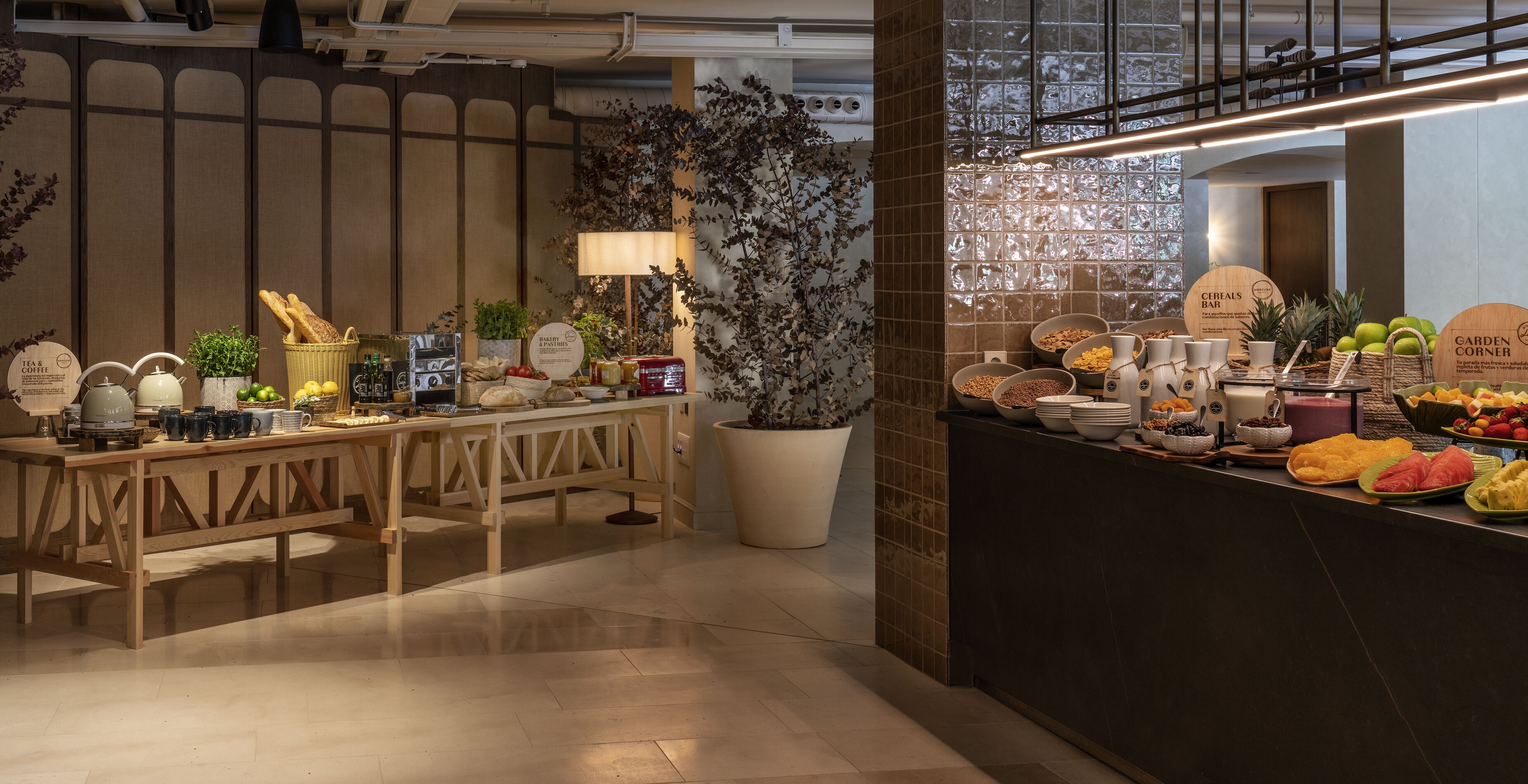 daily english breakfast (eur 15 per person)