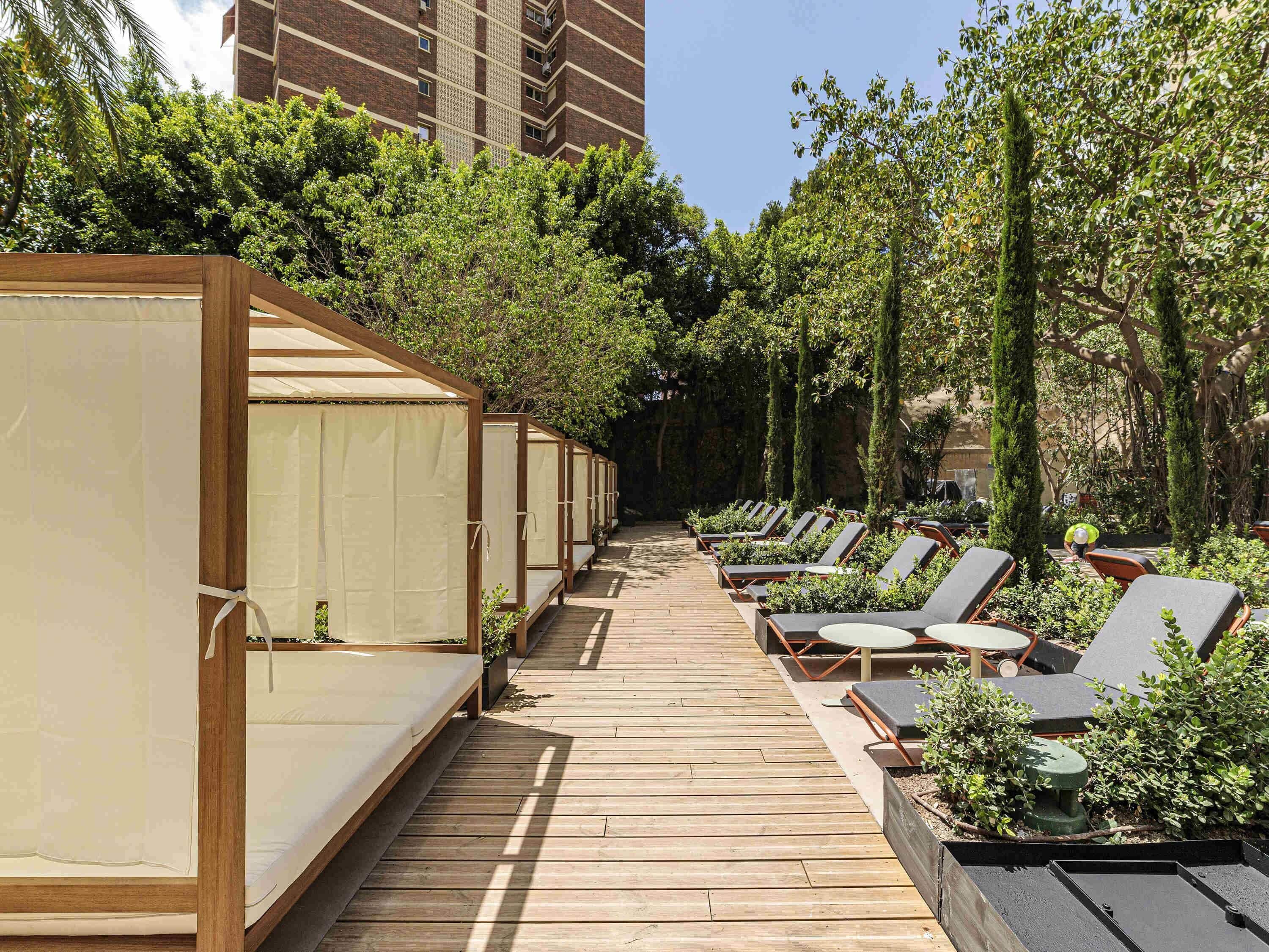 Suite, terraza, vistas al mar | Ropa de cama hipoalergénica y edredones de plumas