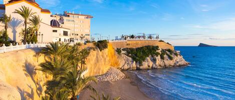 Plage à proximité, sable blanc