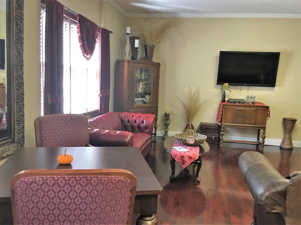 Colts Neck Inn Hotel by null