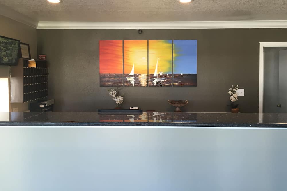 Anaheim Executive Inn & Suites