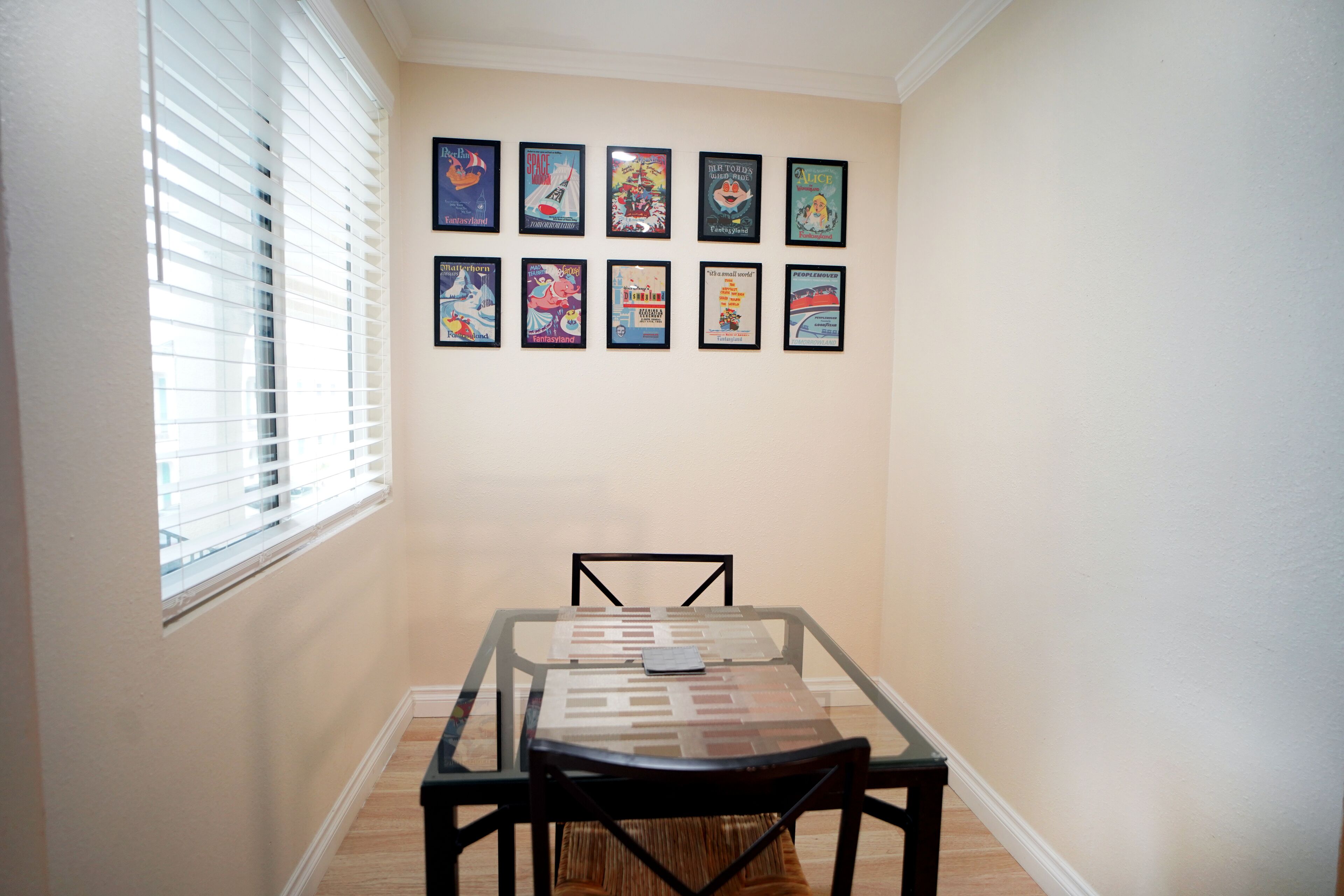 Photo - Anaheim Executive Inn & Suites