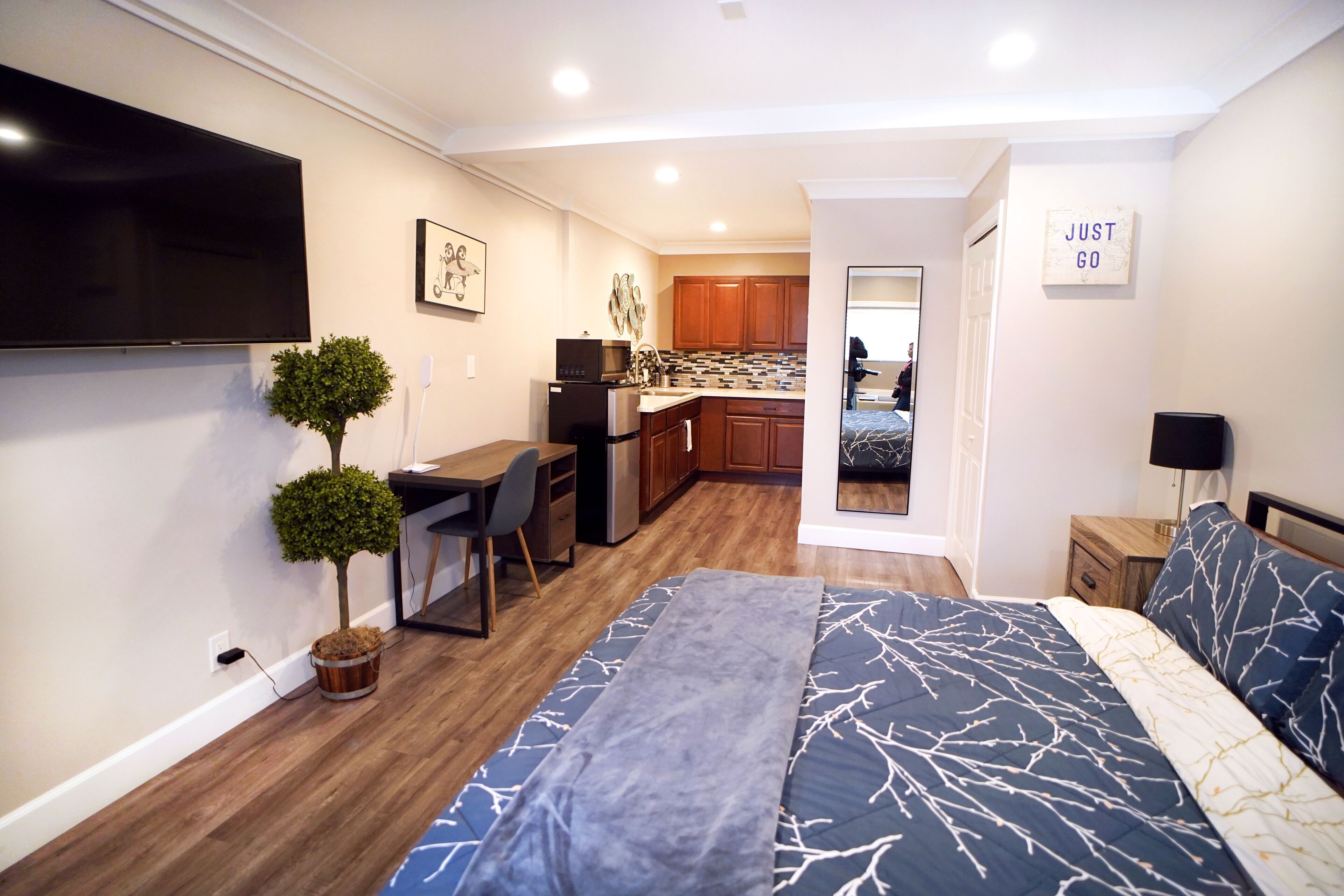 Blackout drapes, iron/ironing board, free WiFi, bed sheets