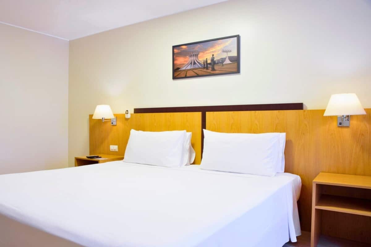 Superior Room, 1 Queen Bed | Minibar, in-room safe, desk, blackout drapes