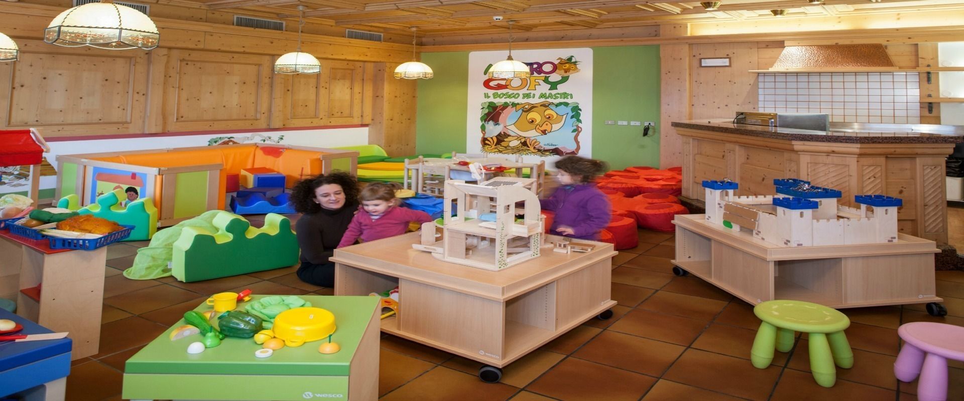 children’s play area – indoor