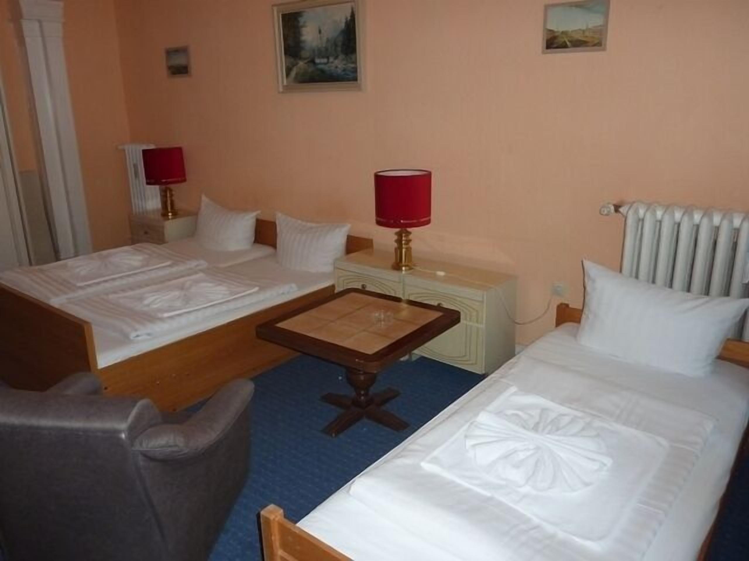 Dreibettzimmer, eigenes Bad