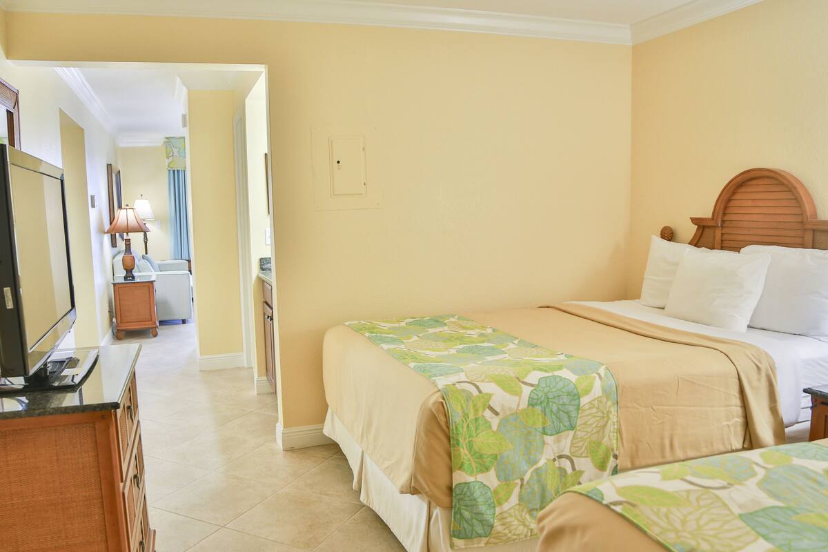 In-room safe, iron/ironing board, WiFi (free), alarm clocks