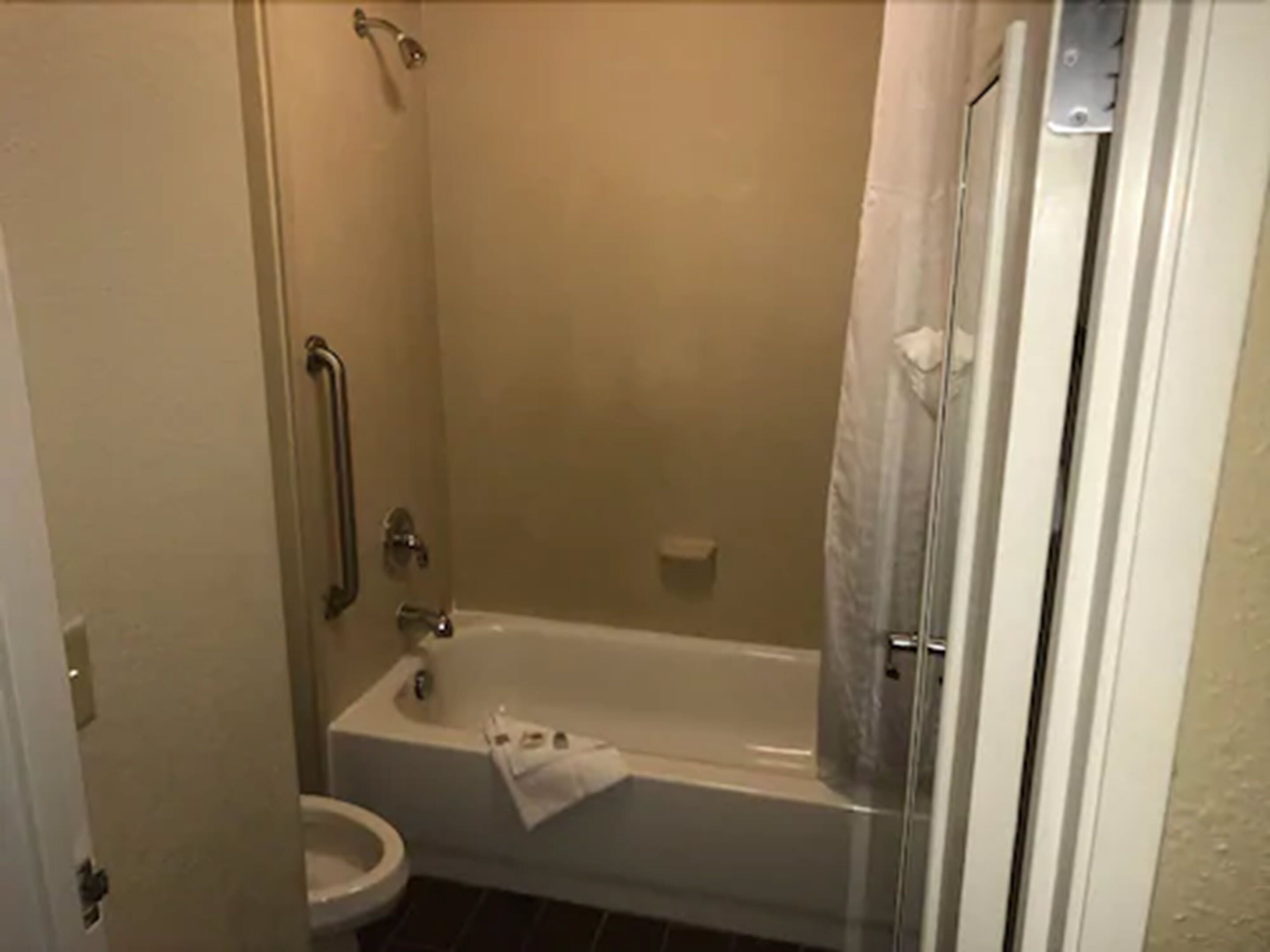 Quality Inn & Suites Ann Arbor Hwy 23