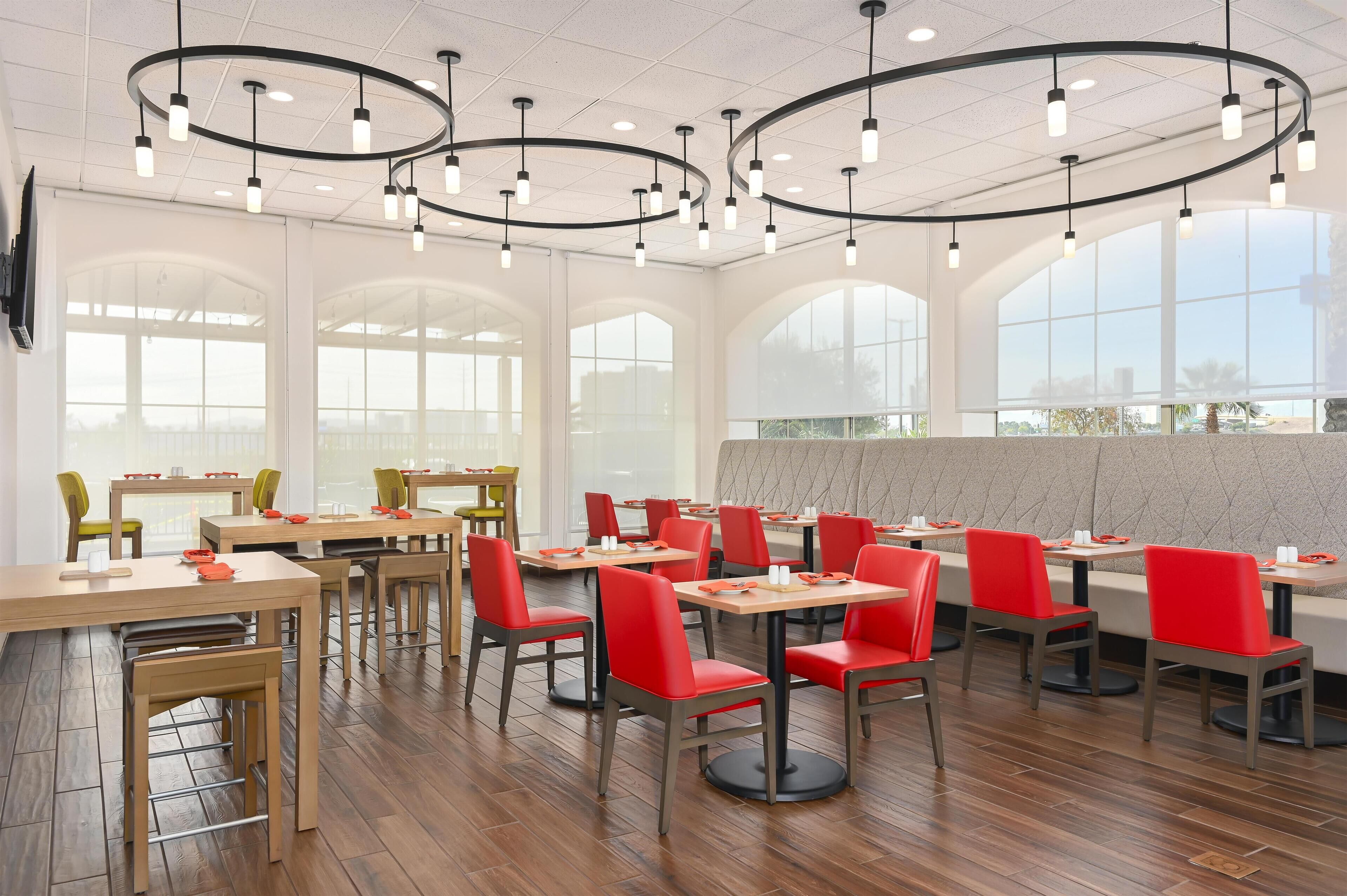 Daily full breakfast (USD 14.95 per person)