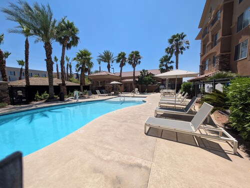 Hilton Garden Inn Las Vegas Strip South