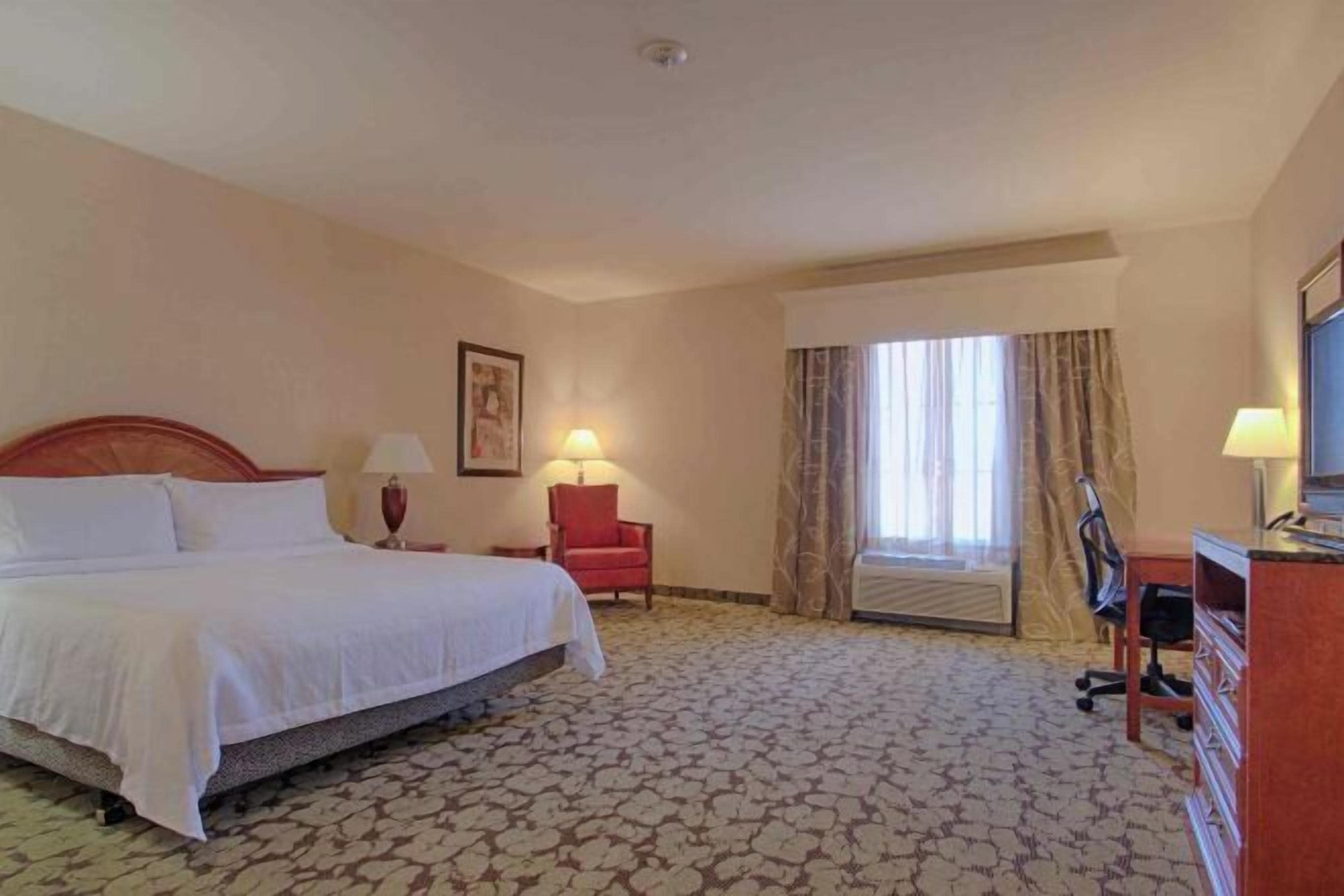 Iron/ironing board, free cots/infant beds, free WiFi, bed sheets