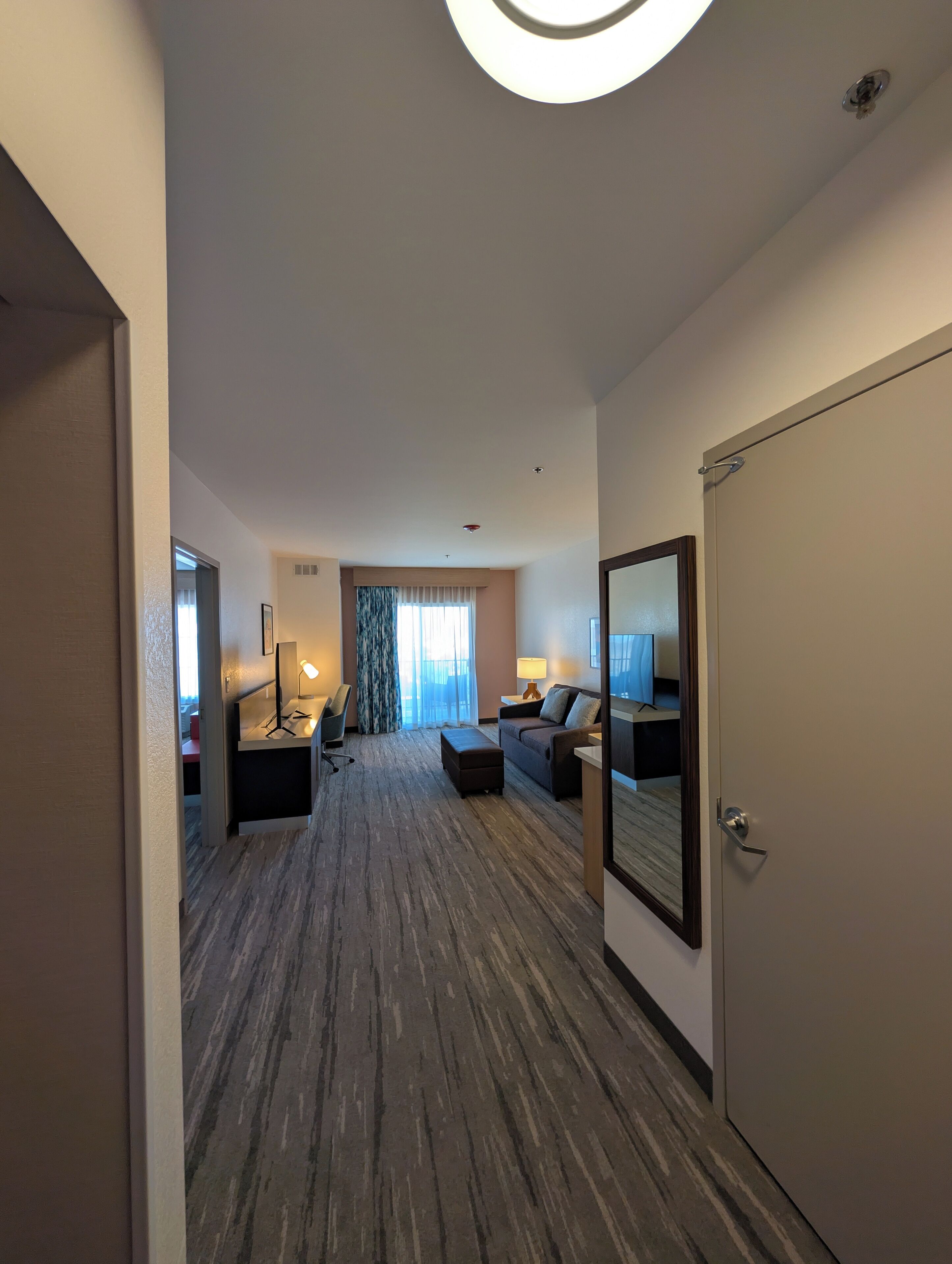 Phòng Suite, phù hợp cho người khuyết tật | Bàn ủi/dụng cụ ủi quần áo, nôi (giường cho trẻ sơ sinh) miễn phí 