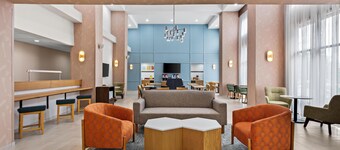 Hampton Inn & Suites Bolingbrook