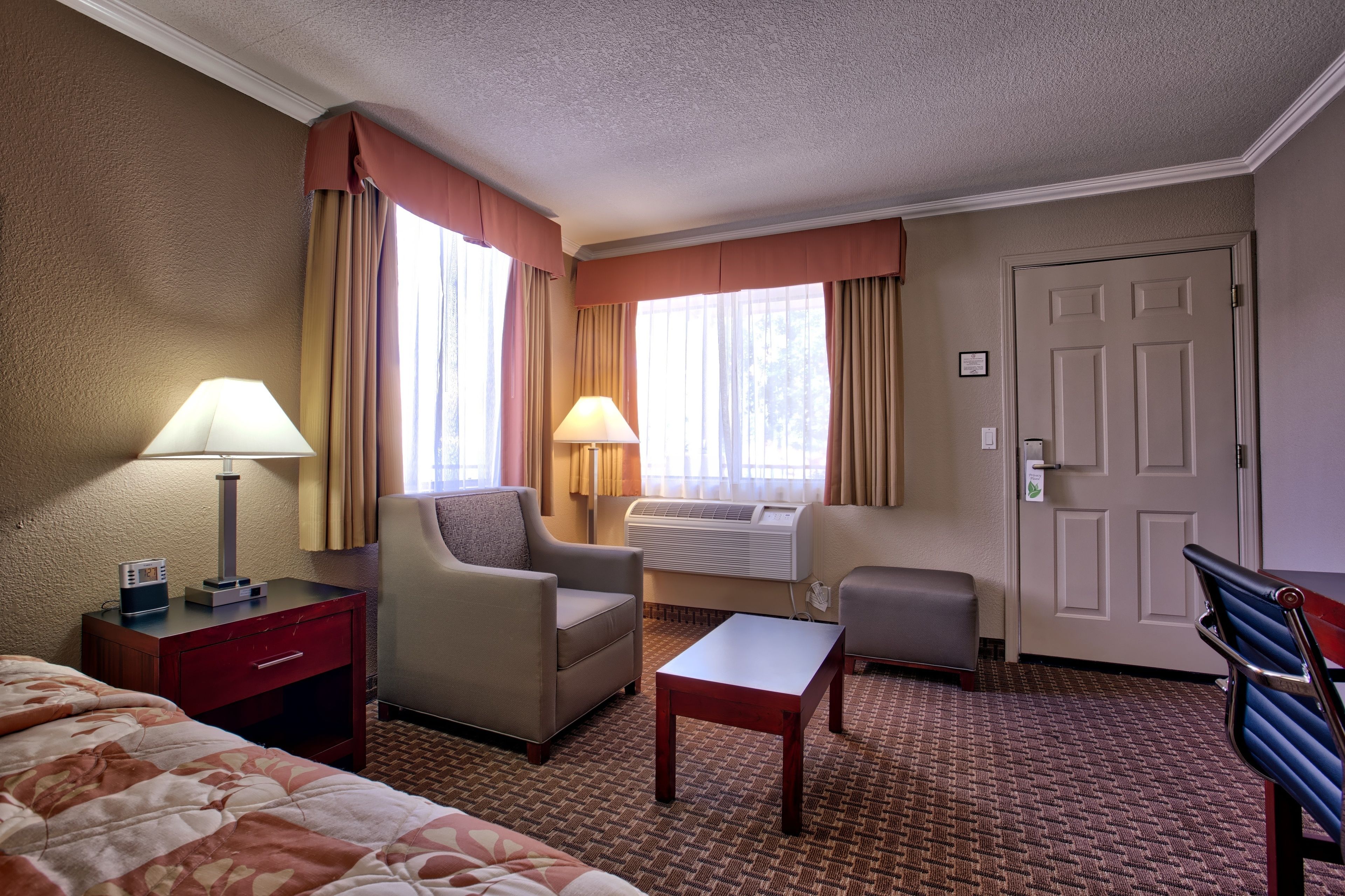 Literie de qualité, couette en duvet, lit avec matelas Select Comfort