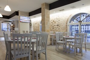 Breakfast served - Hotel Real de Toledo (Toledo)
