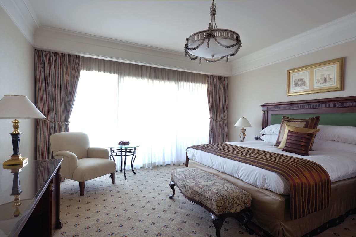 1 bedroom, down duvets, minibar, in-room safe