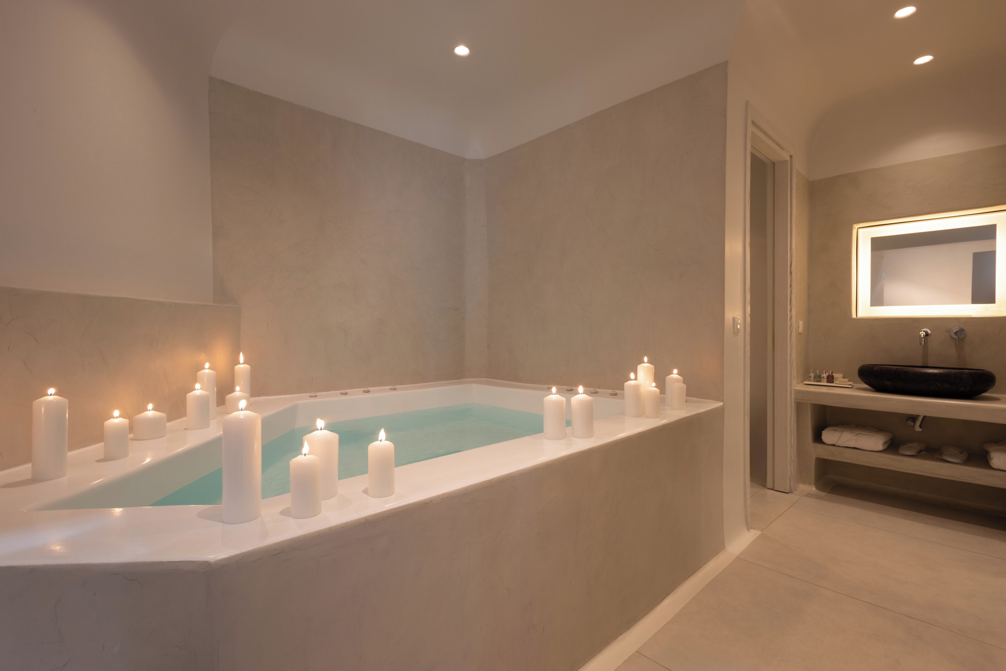 Photo - Cosmopolitan Suites