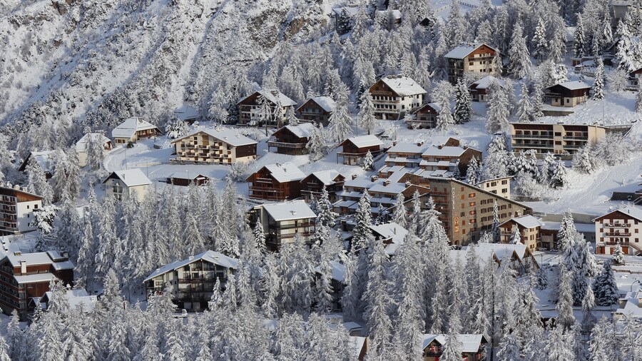 Adonis Hotel Le Chastellan