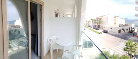 Double Room, Balcony | Balcony