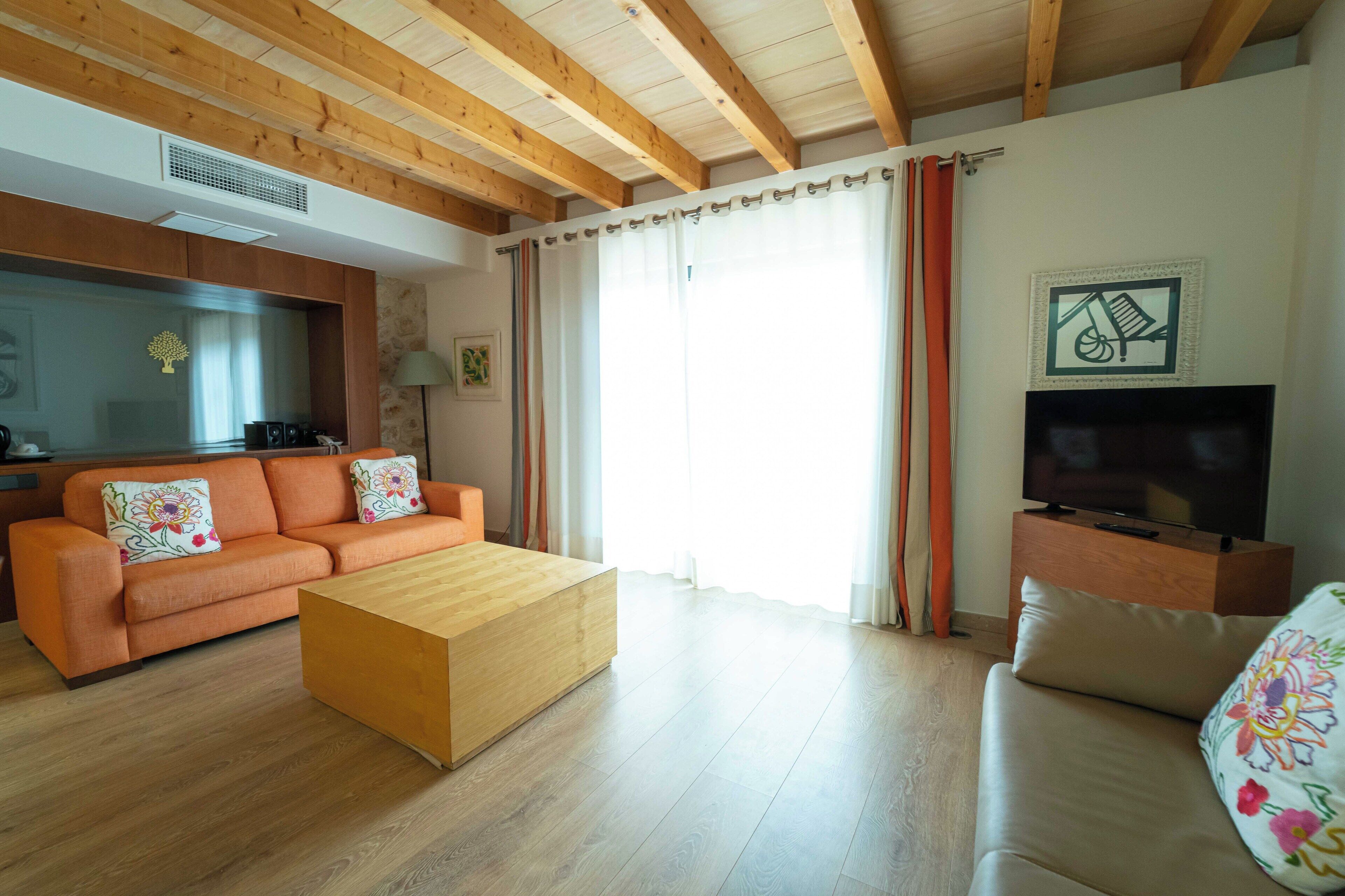 superior suite | 1 bedroom, minibar, in-room safe, free cots/infant beds