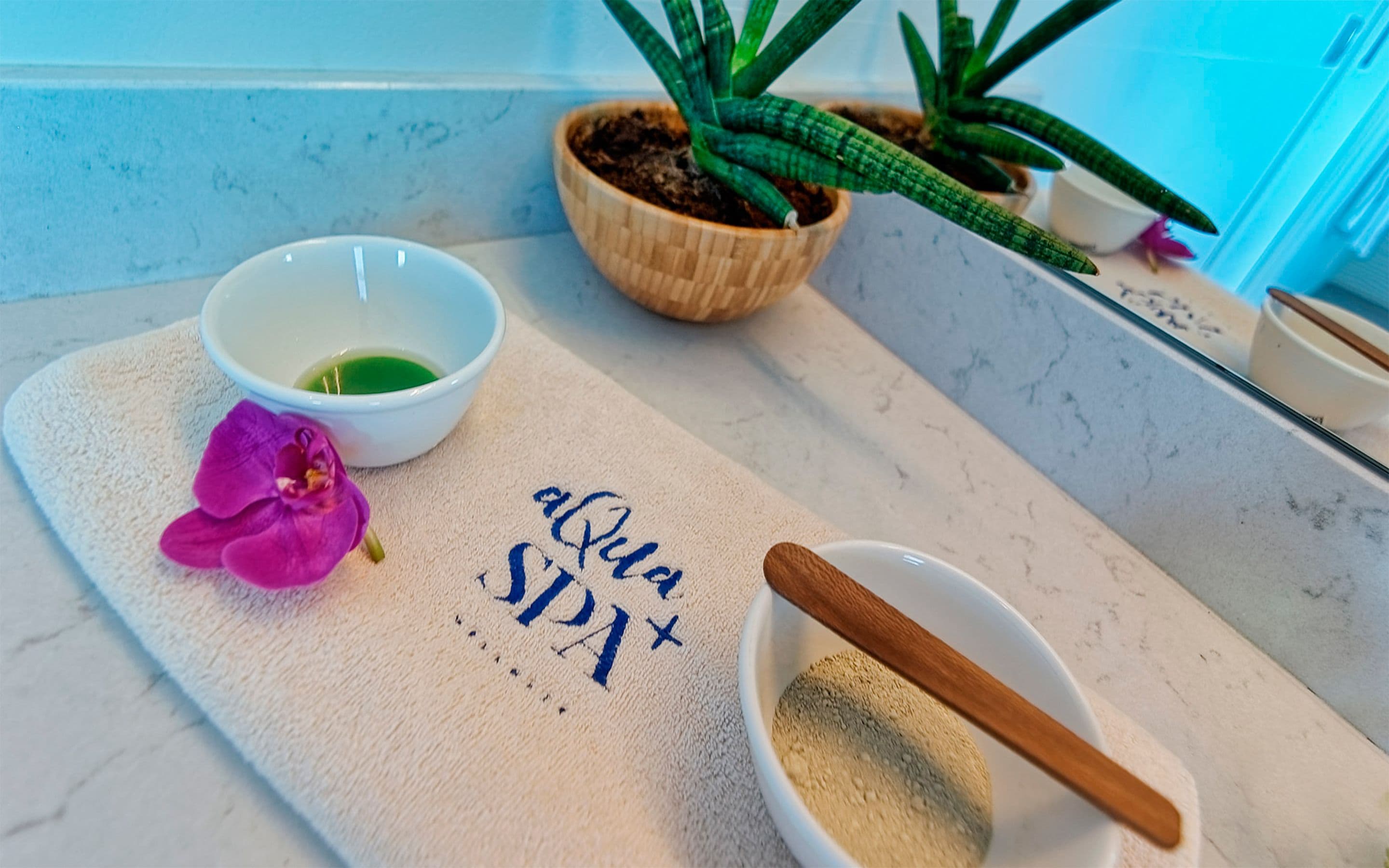 couples treatment room(s), sauna, hot tub, turkish bath/hammam