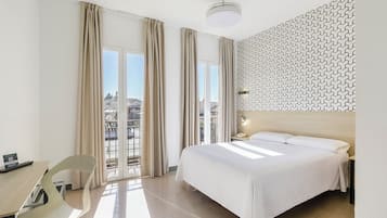 Double or Twin Room | Soundproofing, free WiFi, bed sheets